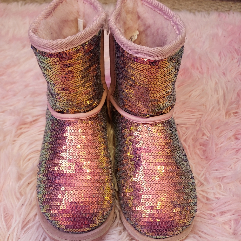 Girls Pink sparkle boots